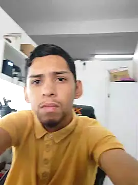 Oqui online show from 02-26-26, 05:34