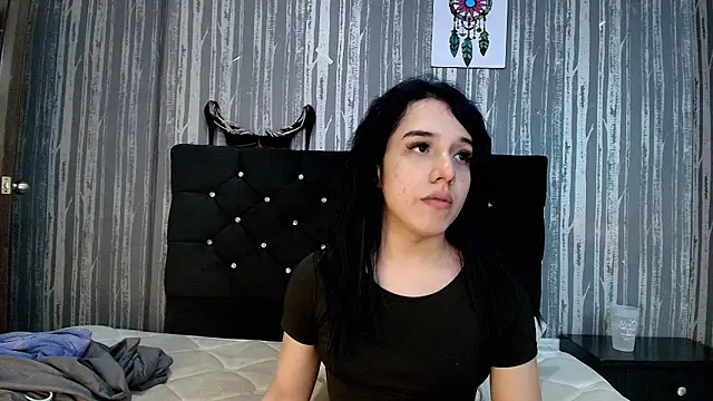 Alicee Moonn online show from 11-28-25, 07:49