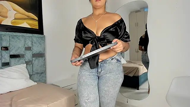 tamara lovv online show from 11-05-25, 12:16