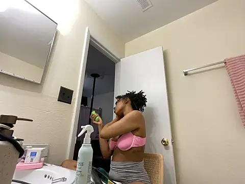 celestemarie 80 online show from 12-21-25, 05:31