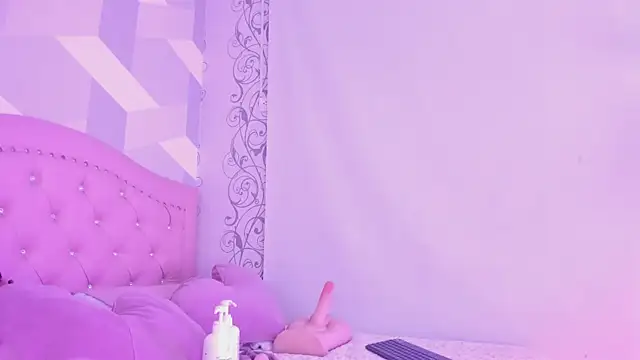 BiancaShermann online show from 10-07-25, 05:32