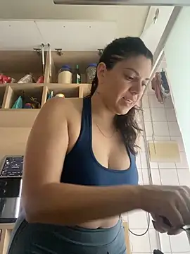 Melissa Noir online show from 12-19-25, 10:22