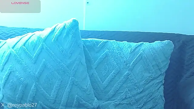 Snapshot of ReyPablo1 chatting on 11-08-25, 07:01 ReyPablo1 online show from 11-08-25, 07:01