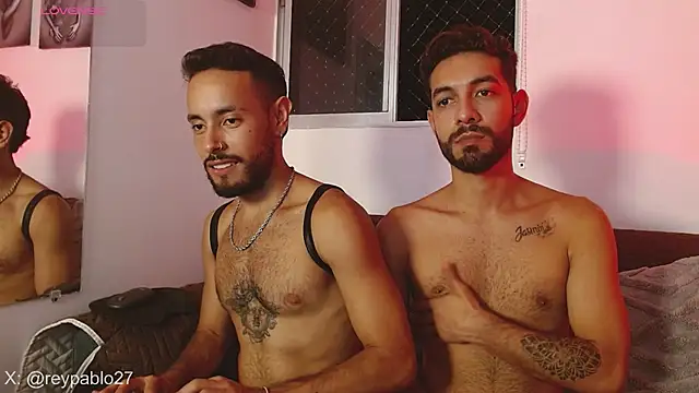 Snapshot of ReyPablo1 chatting on 11-25-25, 08:03 ReyPablo1 online show from 11-25-25, 08:03