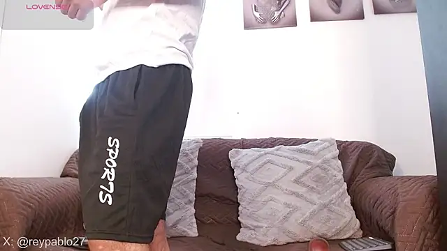 Snapshot of ReyPablo1 chatting on 12-02-25, 07:20 ReyPablo1 online show from 12-02-25, 07:20