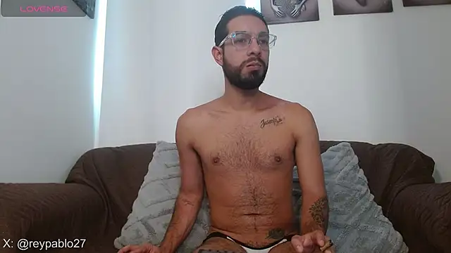 Snapshot of ReyPablo1 chatting on 12-03-25, 08:18 ReyPablo1 online show from 12-03-25, 08:18