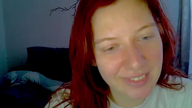 Snapshot of Lily_Ember chatting on 02-11-26, 11:15 Lily Ember online show from 02-11-26, 11:15