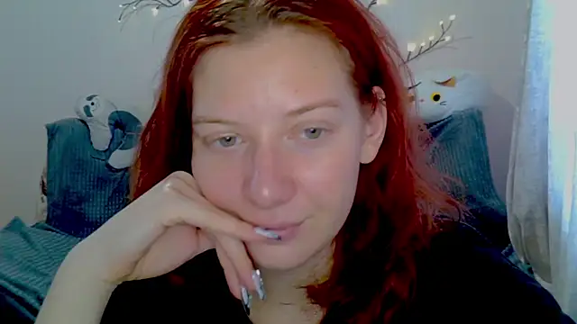 Snapshot of Lily_Ember chatting on 02-14-26, 09:06 Lily Ember online show from 02-14-26, 09:06