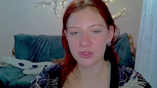 Snapshot of Lily_Ember chatting on 02-15-26, 02:58 Lily Ember online show from 02-15-26, 02:58