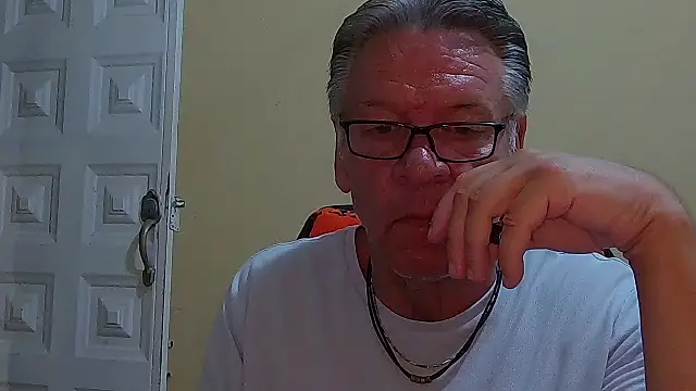 Unique X perience online show from 03-15-26, 01:55