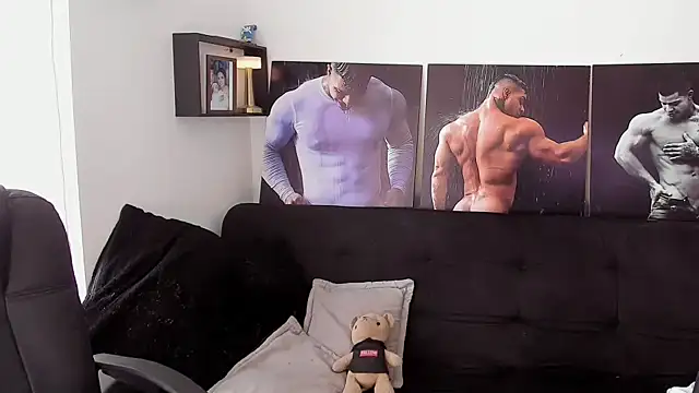 Snapshot of Marck_Mathews chatting on 11-21-25, 12:04 Marck Mathews online show from 11-21-25, 12:04