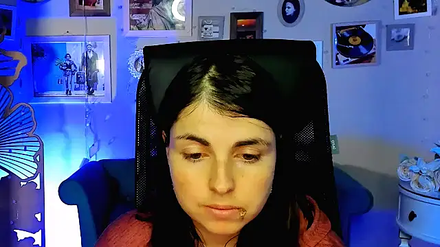 MartaEdams online show from 02-25-26, 06:45