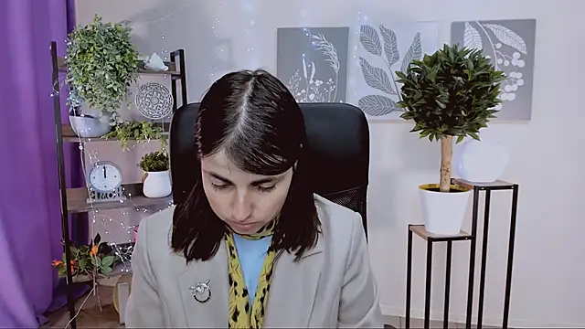 MartaEdams online show from 04-10-26, 06:29