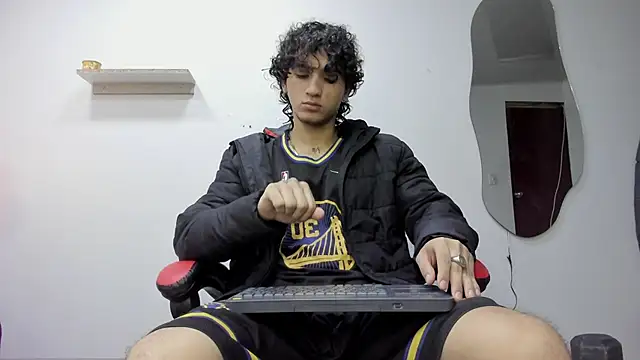 JackesTaylor online show from 10-19-25, 04:57