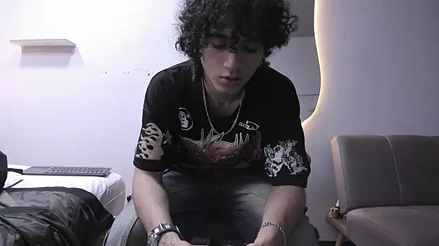 Snapshot of JackesTaylor chatting on 02-20-26, 06:26 JackesTaylor online show from 02-20-26, 06:26