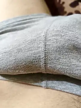 andrei232342 online show from 10-28-25, 06:43