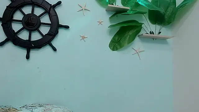 eladyrous98 online show from 10-13-25, 04:07