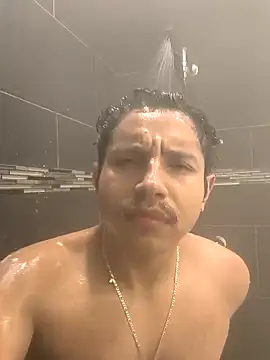 kSwisssxxx online show from 12-18-25, 03:01