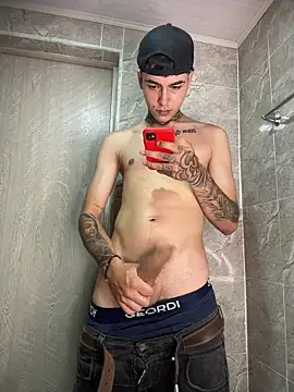 samm4044 online show from 12-15-25, 09:52