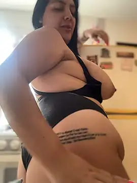 Snapshot of victoria_amatista_ chatting on 07-18-26, 03:16 victoria amatista online show from 07-18-26, 03:16