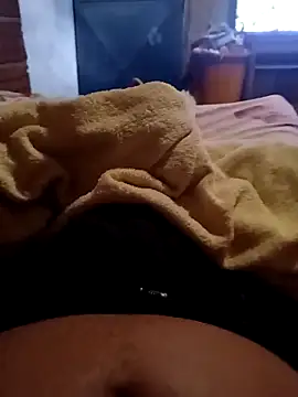 Snapshot of Davidii907552 chatting on 03-16-26, 04:22 Davidii907552 online show from 03-16-26, 04:22