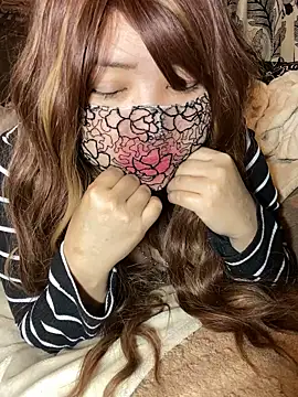 Snapshot of xoxLILxMELOxox chatting on 10-30-25, 05:42 xoxLILxMELOxox online show from 10-30-25, 05:42