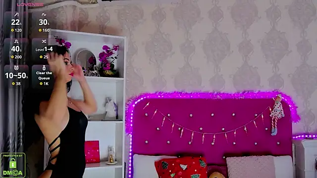 MaddySpears online show from 12-17-25, 02:12