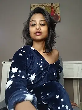 littlemissdevil69 online show from 07-17-26, 06:02