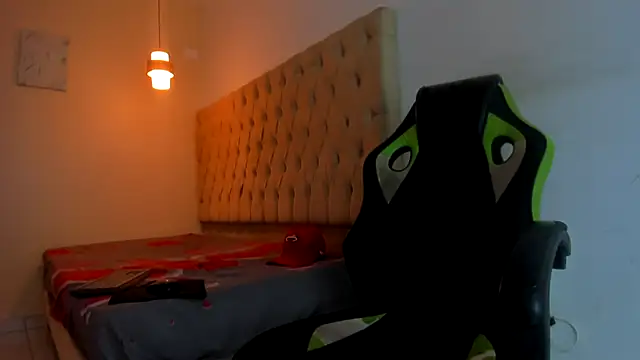 Darkknightx01 online show from 12-19-25, 02:29