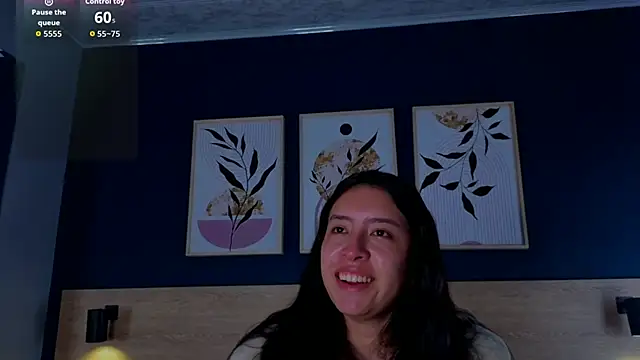 SarahMiler  online show from 10-25-25, 11:40