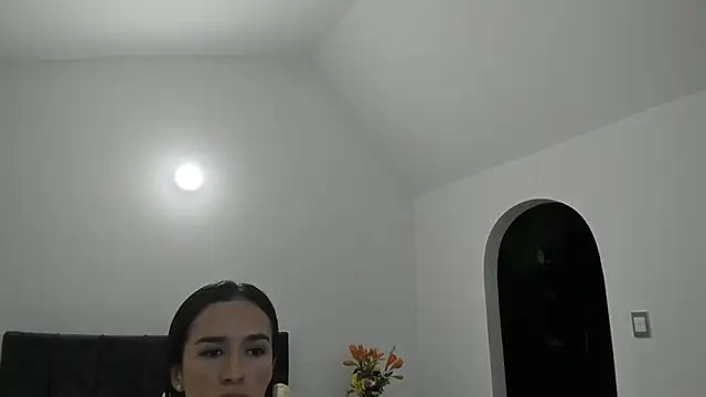 Taylormaxwell online show from 12-16-25, 06:02