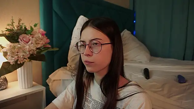 ywixos online show from 02-12-26, 02:45