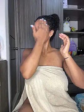 Snapshot of Mia_sweet80 chatting on 10-23-25, 03:06 Mia sweet80 online show from 10-23-25, 03:06