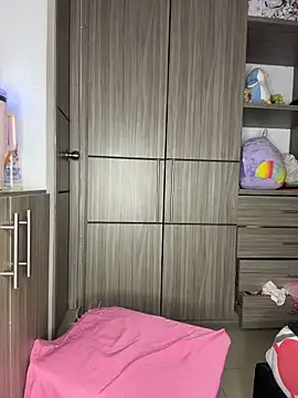 Snapshot of Mia_sweet80 chatting on 11-19-25, 03:17 Mia sweet80 online show from 11-19-25, 03:17