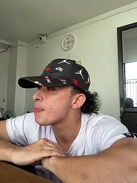Snapshot of Jacobs0 chatting on 06-17-26, 07:15 Jacobs0 online show from 06-17-26, 07:15