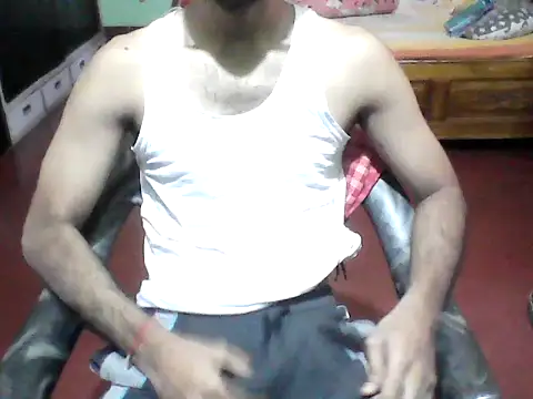 Snapshot of darkbluemoon chatting on 03-18-26, 06:05 darkbluemoon online show from 03-18-26, 06:05