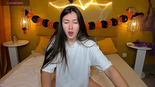 Tina Porter online show from 11-02-25, 02:36