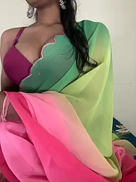 Snapshot of ruchika_ chatting on 10-30-25, 10:27 ruchika online show from 10-30-25, 10:27