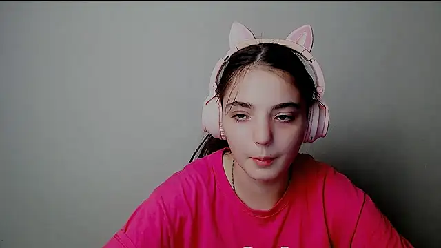 Snapshot of Sun_Shine__ chatting on 10-03-25, 09:34 Sun Shine online show from 10-03-25, 09:34