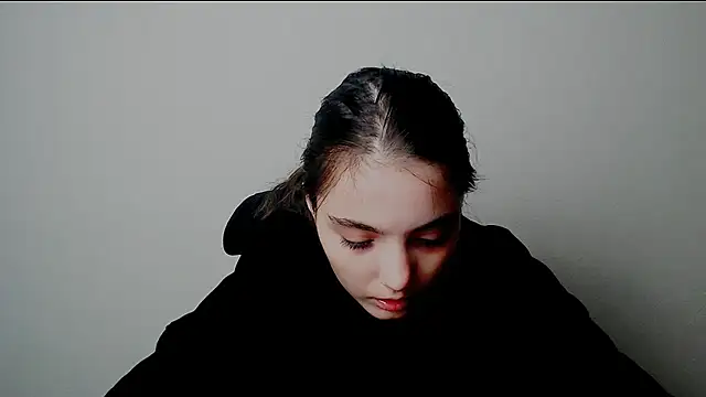 Snapshot of Sun_Shine__ chatting on 10-06-25, 08:50 Sun Shine online show from 10-06-25, 08:50