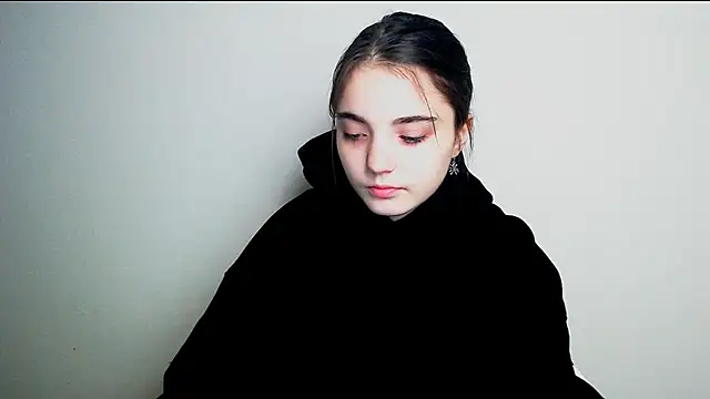 Snapshot of Sun_Shine__ chatting on 11-05-25, 03:50 Sun Shine online show from 11-05-25, 03:50