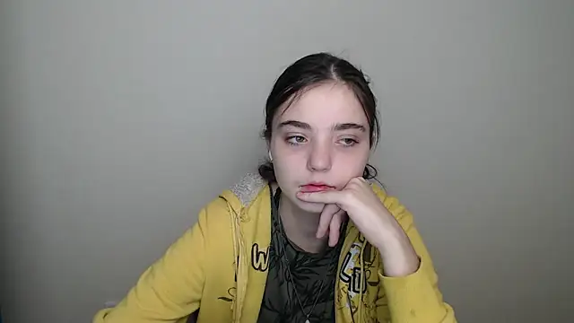 Snapshot of Sun_Shine__ chatting on 11-20-25, 11:26 Sun Shine online show from 11-20-25, 11:26