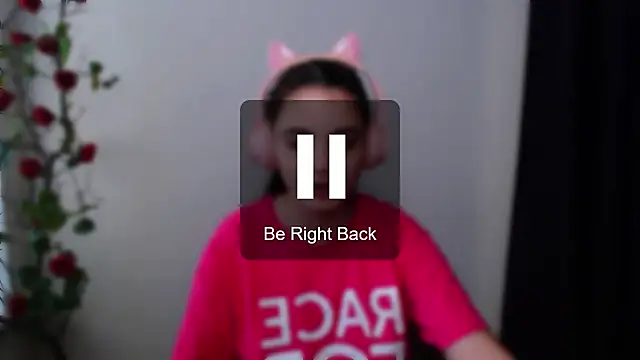 Snapshot of Sun_Shine__ chatting on 11-23-25, 11:10 Sun Shine online show from 11-23-25, 11:10