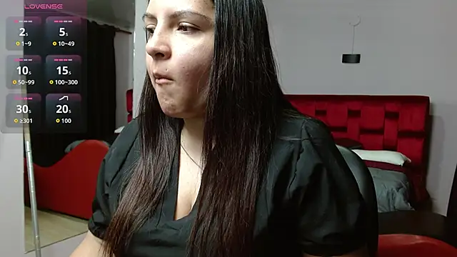 Snapshot of Sahamara_07 chatting on 11-12-25, 07:35 Sahamara 07 online show from 11-12-25, 07:35