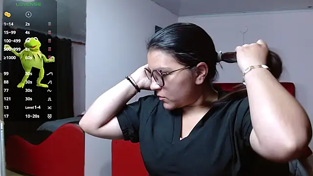 Snapshot of Sahamara_07 chatting on 11-26-25, 07:26 Sahamara 07 online show from 11-26-25, 07:26