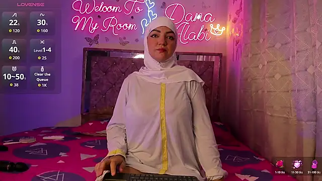 Dana-Alabi online show from 03-11-26, 01:06