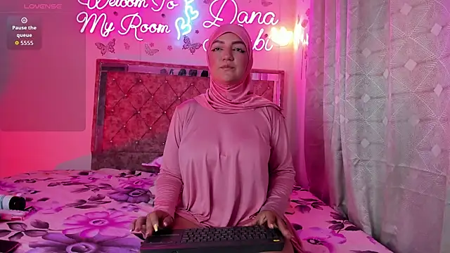 Dana-Alabi online show from 03-26-26, 01:28