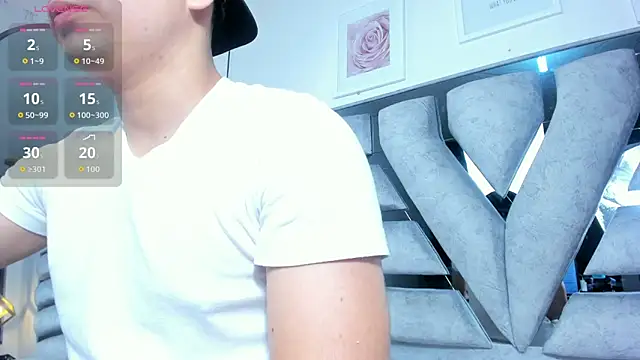 lianfox  online show from 02-04-26, 12:33