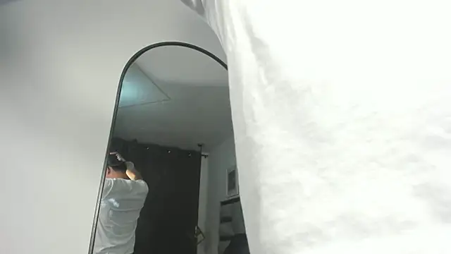 lianfox  online show from 05-27-26, 01:08