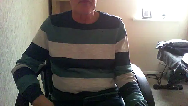 Snapshot of rogpb chatting on 03-01-26, 03:14 rogpb online show from 03-01-26, 03:14